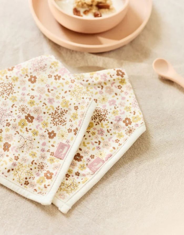 Jollein Lätzchen Bandana 2er Set „Flower Fairies“ – 100 % Baumwolle, OEKO-TEX zertifiziert, zarter Blumenprint, verstellbare Druckknöpfe, weiche Babybandanas.