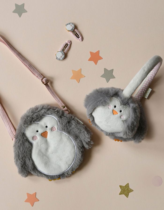 Flauschige Rockahula Ohrenwärmer in fröhlichen Farben mit liebevollen Details – warm, weich und perfekt für kalte Wintertage.