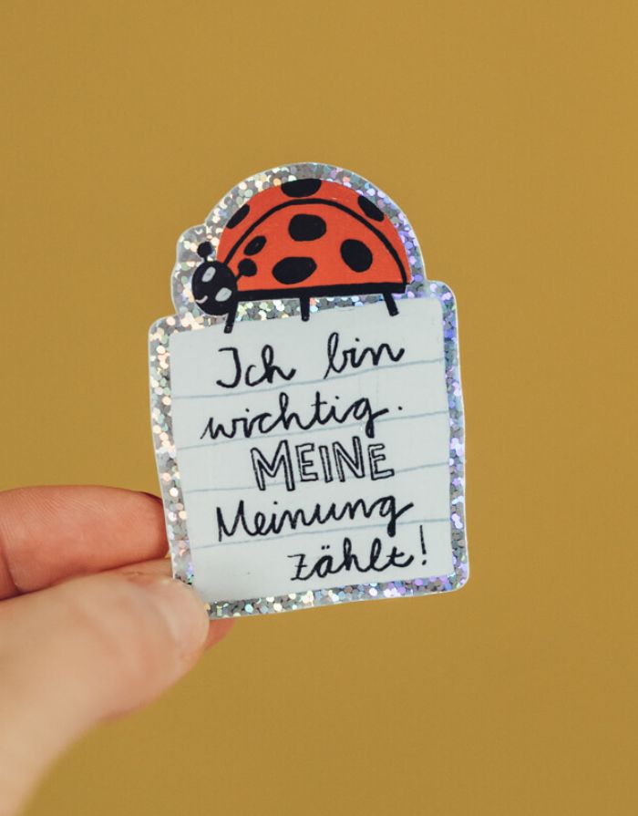 Glitzersticker von Liesels Wicht mit liebevollem Motiv und motivierender Botschaft für Kinder auf glänzendem Glitzervinyl.