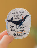 Glitzersticker Wal von Liesels Wicht mit liebevollem Motiv und motivierender Botschaft für Kinder auf glänzendem Glitzervinyl.