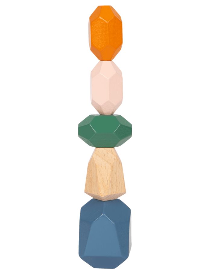 18 naturfarbene Balanciersteine Safari aus Holz von small foot, verschiedene Größen und unregelmäßige Formen, ideal zum Stapeln und Balancieren.