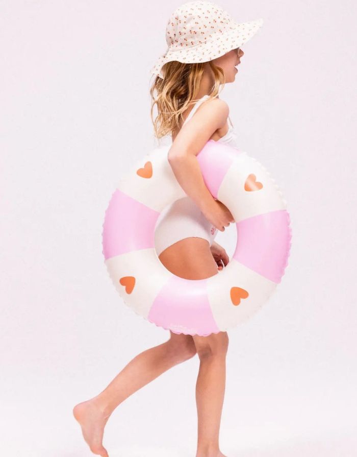 Schwimmring mit 55cm Durchmesser und Herzen in Rosa von Swim Essentials mit Kind