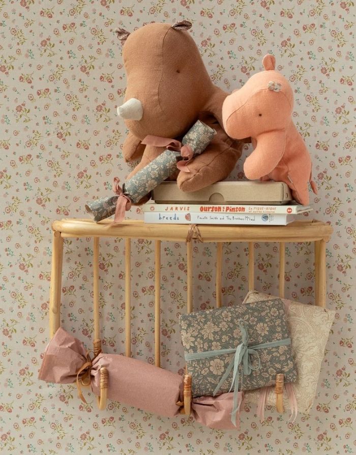 Maileg Safari Friends Niashorn Medium in der Farbe Schokolade Kuscheltier aus Baumwolle  für Kinder und Babys