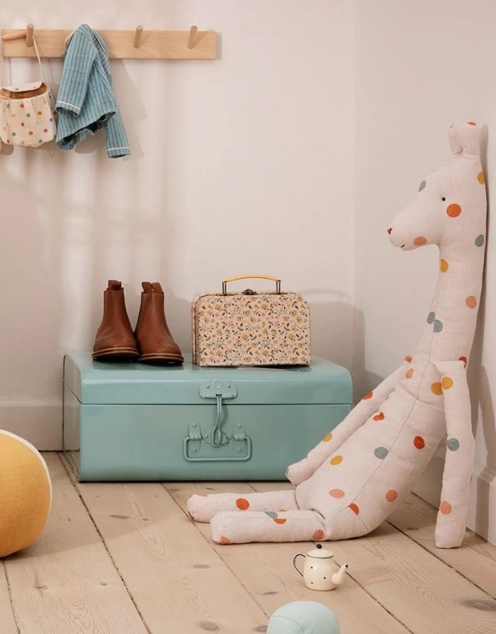 Maileg Safari Friends Giraffe  Groß Kuscheltier aus Leinen mit Punkten, 77 cm große Giraffe für Kinder und Baby