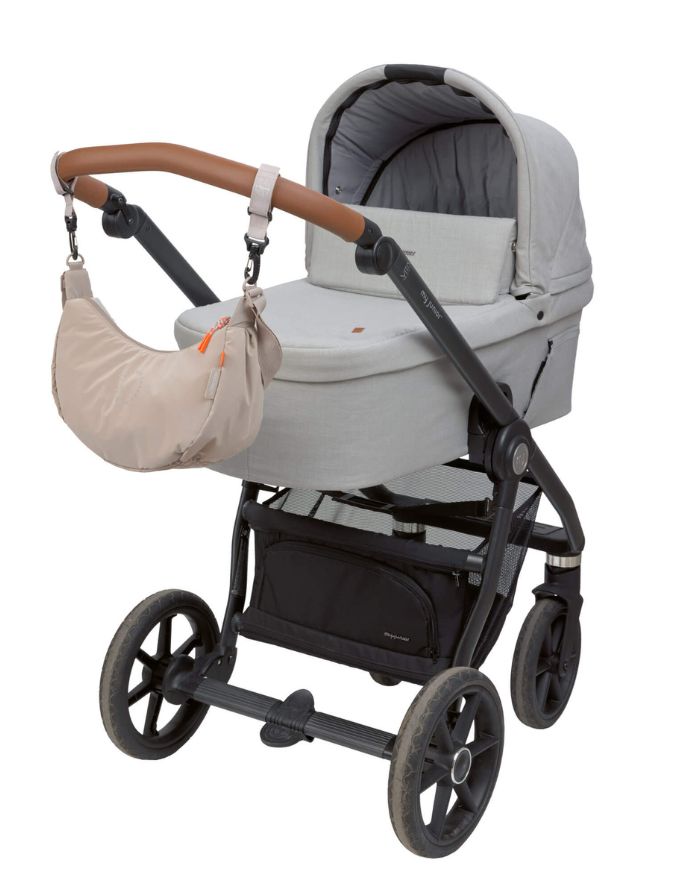 Beige Umhängetasche für Eltern, Stretch Up Bum Bag von LÄSSIG, wasserabweisend, recyceltes Innenmaterial, PFC-frei, mit Kinderwagenhaken.