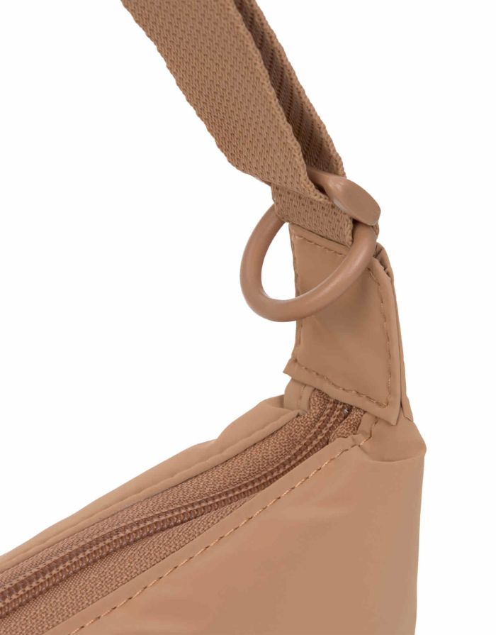LÄSSIG Lunua Wickeltasche in Almond – große Bum Bag mit Wickelzubehör, vegan, recycelt & pfc-frei, mit Neon-Details und Kinderwagenbefestigung.