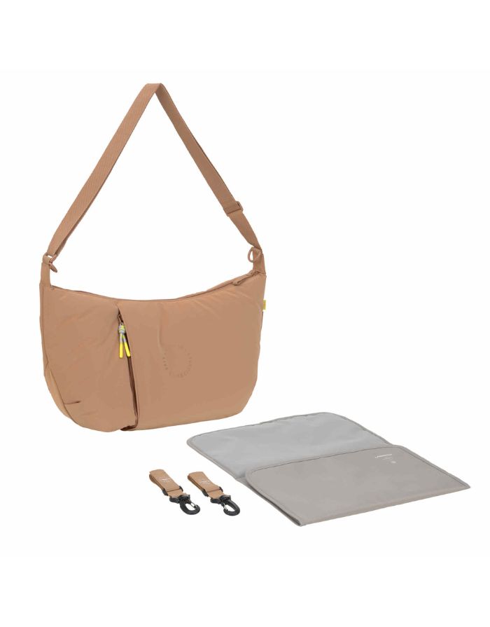 LÄSSIG Lunua Wickeltasche in Almond – große Bum Bag mit Wickelzubehör, vegan, recycelt & pfc-frei, mit Neon-Details und Kinderwagenbefestigung.