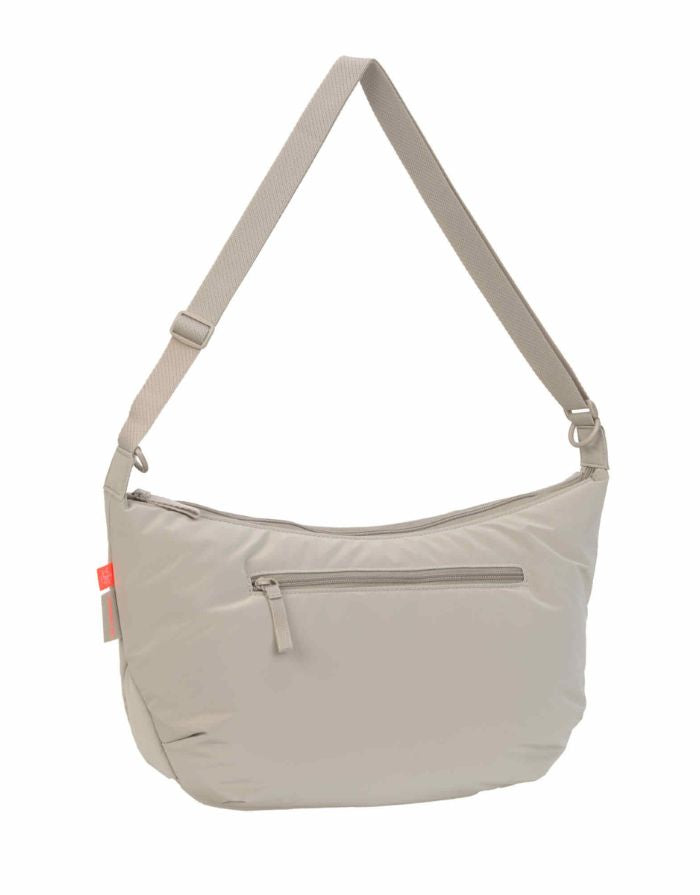 LÄSSIG Lunua Wickeltasche in Beige – große Bum Bag mit Wickelzubehör, Feuchtfach, vegan, recycelt & pfc-frei, mit Neon-Details und Kinderwagenbefestigung.