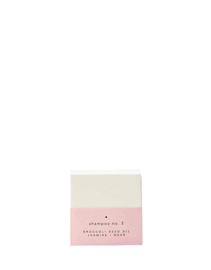 Amalie Rosalie vegane Shampoo-Bar mit Brokkolisamenöl sowie Rose und Jasmin für normales bis trockenes Haar.