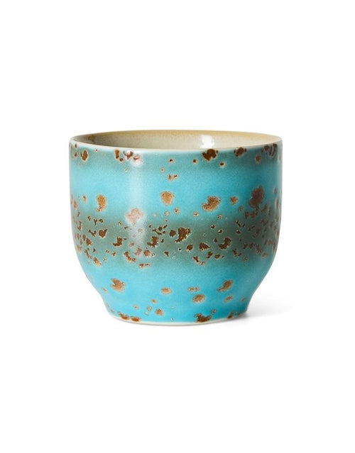 HKliving 70s Ceramics Café Cup Aqua aus glasiertem Steingut mit mehrfarbiger Retro-Glasur.