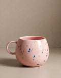 Gesprenkelter Becher in Pink mit 500ml Fassungsvermögen von Egg Back Home
