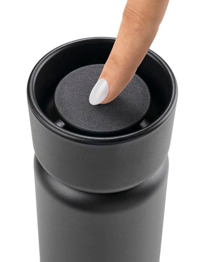 Thermobecher mit zwei Deckeln 400ml I Black
