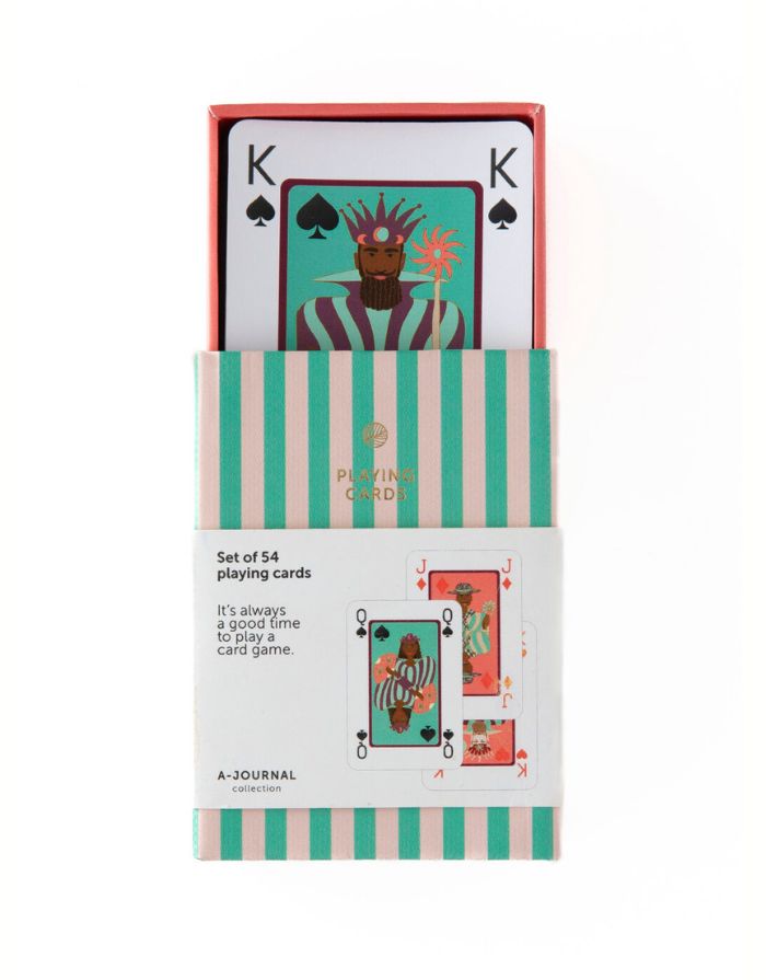 Spielkarten in Grün mit einzigartigen Illustrationen, von A-Journal.