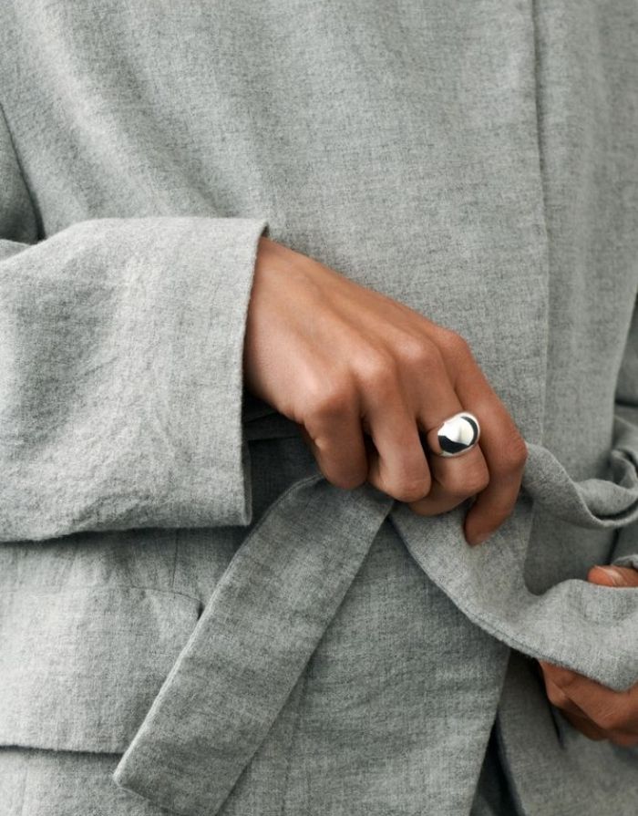  Pernille Corydon Faith Ring gold chunky, polierte Oberfläche, organische Form.
