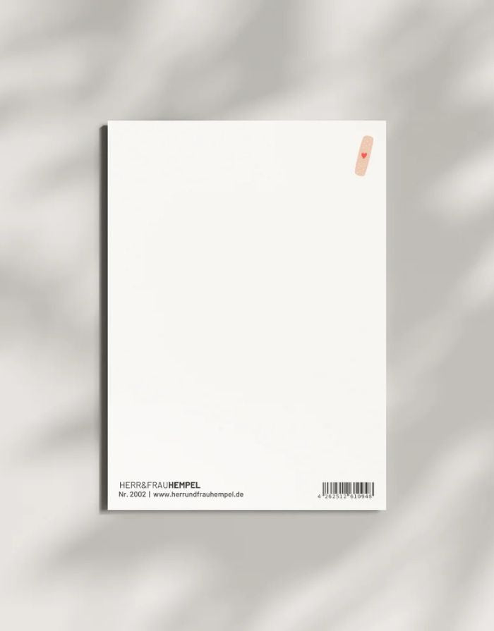 Postkarte von Herr und Frau Hempel aus hochwertiger Holzschliffpappe im DIN-A6-Format.
