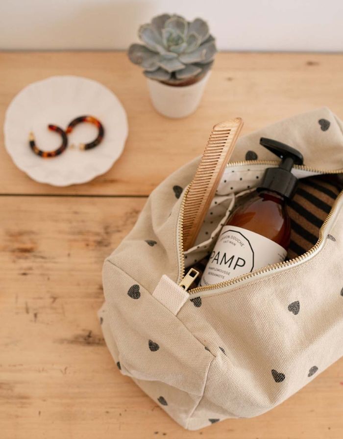 Kulturtasche Vic I Black Heart Sand