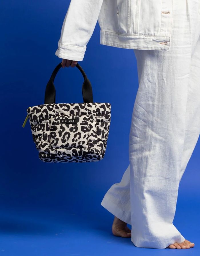 Padded Tote Bag Small I Leo Splashes Black/Sand