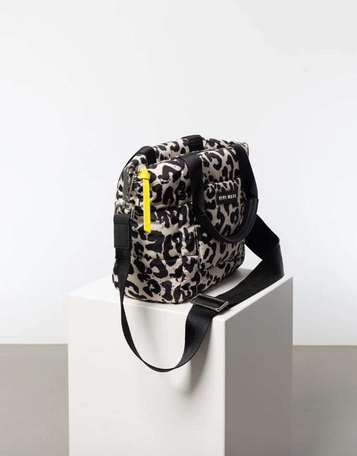 Padded Tote Bag Small I Leo Splashes Black/Sand