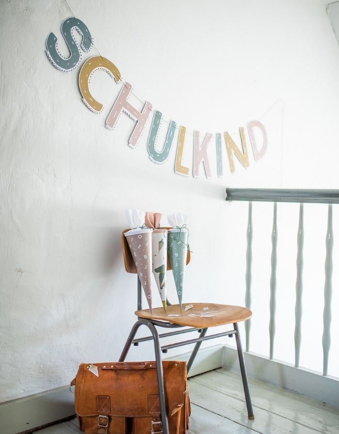 Girlande I Schulkind Pastell